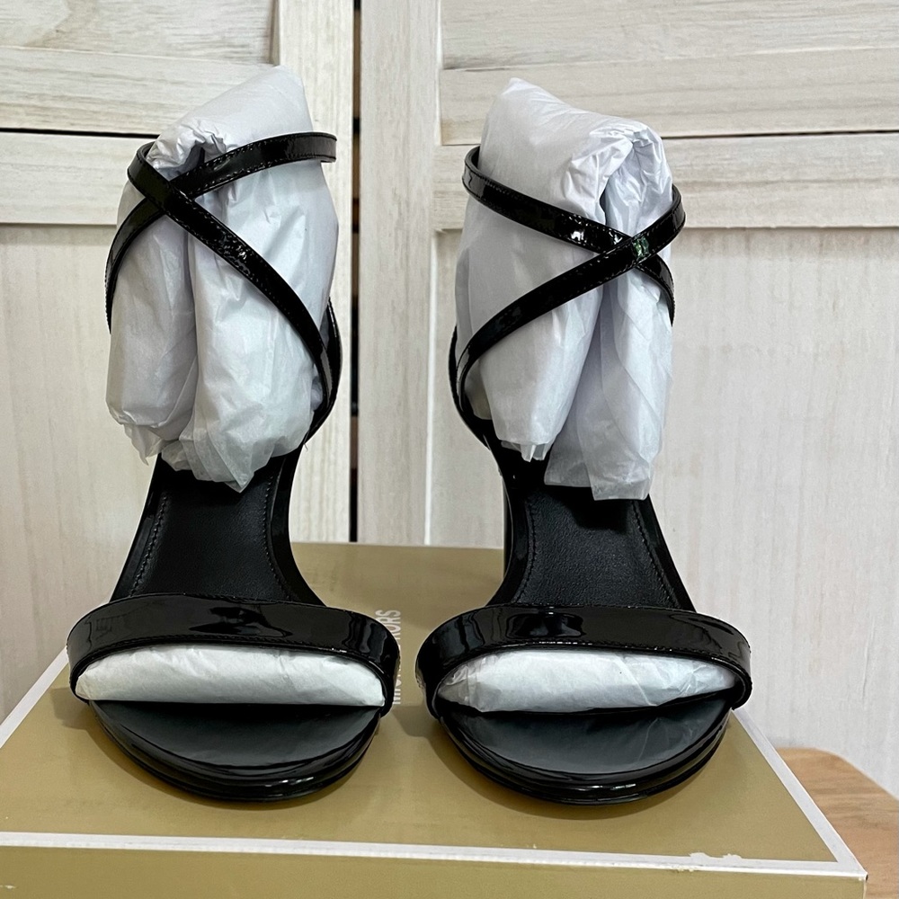 NWOT- Michael Kors Ava Strappy High Heel Sandal - Picture 2 of 7